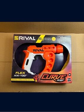 Nerf Rival Curve Shot Flex XXI-100 Blaster - Orange & White